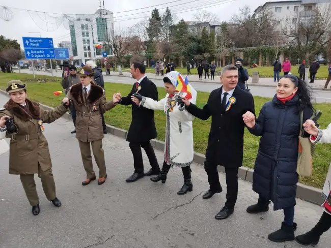 Foto FOTO. Mica Unire, marcată şi la Slatina