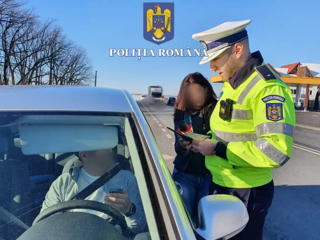 Foto FOTO. Şoferi luaţi de radar, pe DN 65, în Negreni