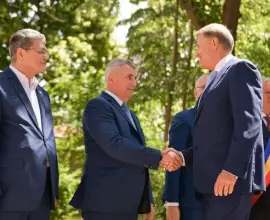 Foto Iohannis, prima reacție despre plagiatul lui Lucian Bode: Acolo sunt probleme. Mă aştept ca cel puţin până la rocadă să se ia o decizie