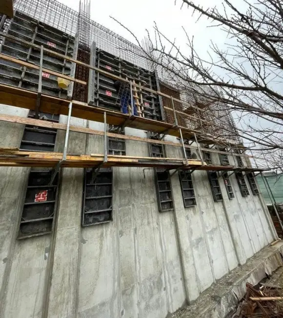 Foto Fonduri europene pentru reabilitarea staţiilor de tratare şi înlocuirea reţelei de apă din Slatina. Se lucrează din plin (FOTO)