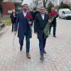 Imagine FOTO. PSD a păstrat tradiţia de 1 martie. Flori şi mărţişoare pentru doamnele şi domnişoarele din judeţ
