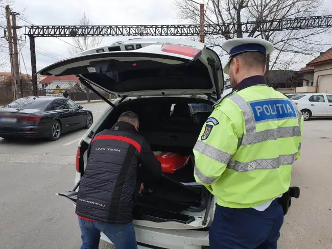 Foto  VIDEO&FOTO. O şoferiţă, depistată conducând cu peste 100 km pe oră, în Slatina, iar un alt şofer a fost prins băut