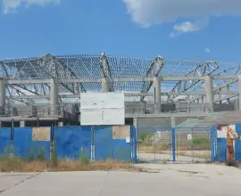 Foto Guvernul, aşteptat să emită o hotărâre pentru reluarea construcţiei la Sala Polivalentă Slatina