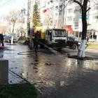Foto Primăria Slatina dă start programului de salubrizare a străzilor şi trotuarelor