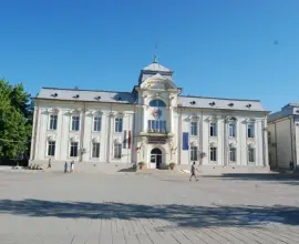 Foto Primăria Caracal oferă subvenţii firmelor care angajează oameni din oraş