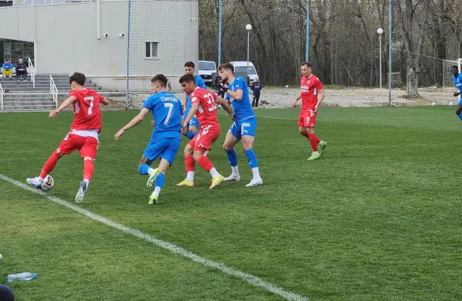 Foto FOTO. CSM Slatina, remiză în amicalul cu Universitatea Craiova, disputat în Bănie