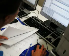 Foto Locuri de muncă la stat, în judeţul Olt. Ce instituţii publice fac angajări