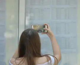 Foto 23 de note de 10 luate de elevii din Olt, la simularea Evaluării Naţionale