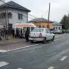 Foto Un copil de 13 ani, aflat pe bicicletă, lovit de o maşină, în oraşul Piatra-Olt