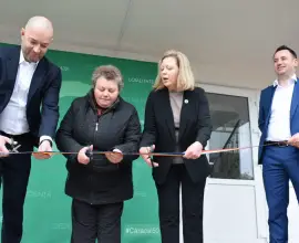 Foto FOTO. 50 ani de la primul vagon fabricat la Caracal, marcaţi în prezenţa lui Sorin Grindeanu, Paul Stănescu şi reprezentanţi ai autorităţilor locale şi judeţene