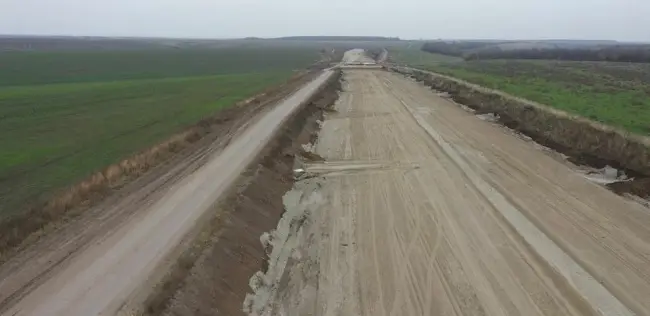 Foto Două asocieri de firme au depus oferte pentru finalizarea Tronsonului 1 al Drumului Expres Craiova-Piteşti