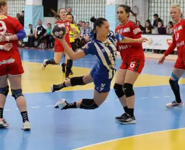 Foto FOTO&VIDEO. CSM Slatina pierde duelul cu SCM Râmnicu Vâlcea, iar şansele de salvare sunt aproape nule