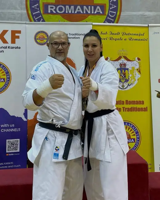 Foto Oliwer Dobre, medalie de bronz la Campionatul Naţional de Karate Tradiţional