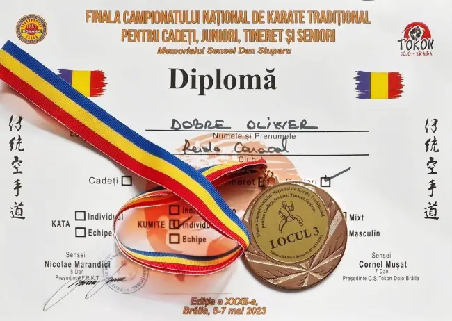Foto Oliwer Dobre, medalie de bronz la Campionatul Naţional de Karate Tradiţional