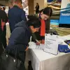 Imagine Bursa locurilor de muncă: Peste 500 de locuri de muncă puse la dispoziţie de angajatorii olteni