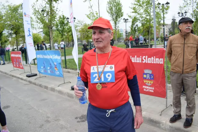 Foto Slatina City Run. Competiția a adunat la start 350 de participanți de toate vârstele