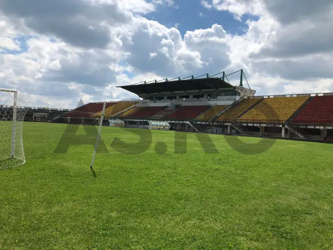 Foto Imaginile dezolării, la stadionul unde juca FC Olt Scornicești: O poveste despre abandon și neglijență (FOTO)