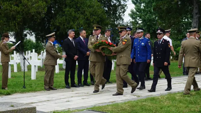 Foto FOTO. Eroii neamului, comemoraţi la Slatina