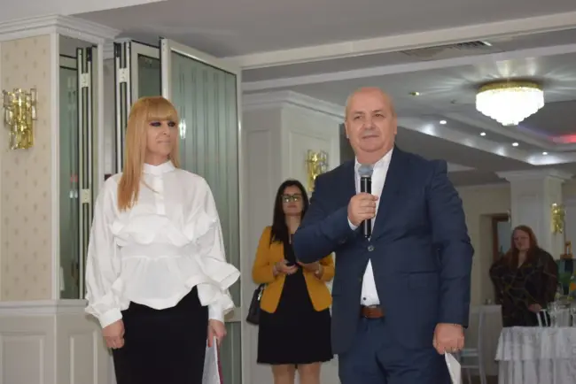 Foto FOTO. Copiii talentaţi din Olt, premiaţi de strănepotul lui Duiliu Zamfirescu, CJ Olt şi Alro Slatina