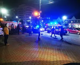 Foto VIDEO&FOTO. Accident cu trei maşini implicate, în Slatina