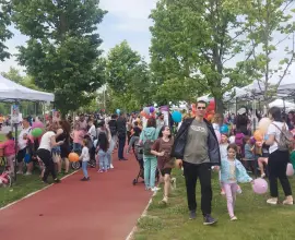 Foto FOTO. Mii de copii, în Parcul Tineretului din Slatina, s-au bucurat de surprizele pregătite de ziua lor