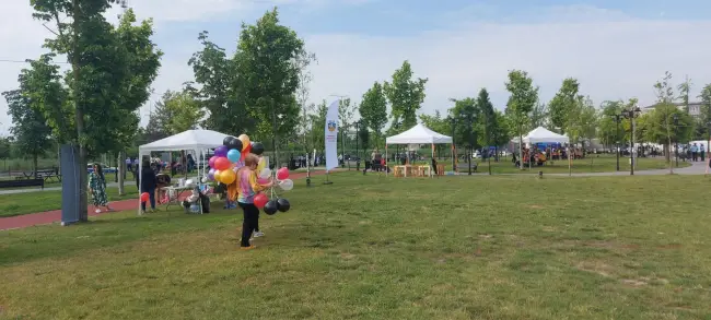 Foto FOTO. Mii de copii, în Parcul Tineretului din Slatina, s-au bucurat de surprizele pregătite de ziua lor