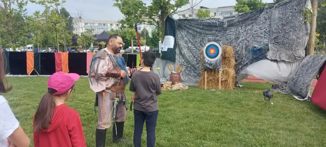 Foto FOTO. Mii de copii, în Parcul Tineretului din Slatina, s-au bucurat de surprizele pregătite de ziua lor