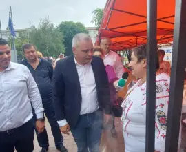 Foto Ministrul Agriculturii a anunţat la Slatina că fermierii vor primi bani să-şi doteze serele cu instalaţii de încălzire
