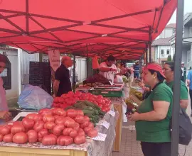 Foto Slătinenii, aşteptaţi duminică la Piaţa Producătorilor Olteni