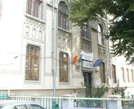 Foto Reabilitarea Liceului „Ioniţă Asan” din Caracal, în linie dreaptă
