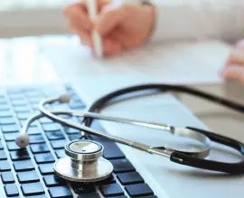 Foto Medicii de familie şi cei din ambulatoriu pot acorda, în continuare, consultaţii la distanţă