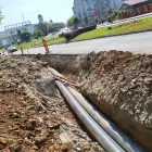 Foto FOTO. Lucrări pe Bulevardul A.I. Cuza (Gară - Prefectura Olt), pentru reabilitarea reţelei de apă. Circulaţia se desfăşoară pe o singură bandă