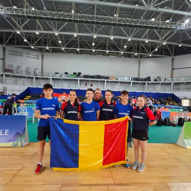 Foto Tenismena slătineană Andreea Jifcu a obţinut medalie de argint cu echipa României, la Gimnaziada U15 din Brazilia