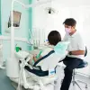 Imagine Detartrajul şi periajul profesional, pe lista serviciilor decontate. 30 de cabinete din Olt sunt în contract cu CAS