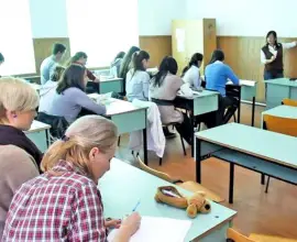 Foto Salarii impresionante în sistemul privat de învățământ: între 3.000 și 4.500 de lei pentru o educatoare și până la 9.000 de lei pentru un profesor de ciclu gimnazial sau liceal