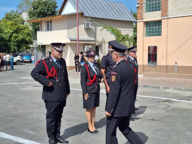 Foto FOTO. Ziua Pompierilor, marcată la Slatina cu porţi deschise şi înaintări în grad