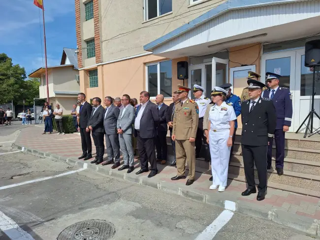 Foto FOTO. Ziua Pompierilor, marcată la Slatina cu porţi deschise şi înaintări în grad