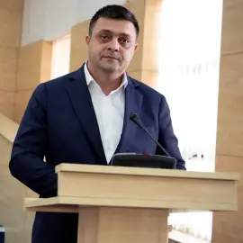 Foto Deputatul Cătălin Grecu (PSD Olt) susține creșterile veniturilor bugetare printr-un proiect de lege