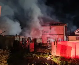 Foto Gospodărie din Corabia, cuprinsă de un incendiu (FOTO)