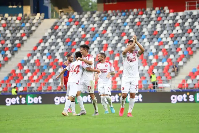 Foto CSM Slatina, remiză cu CSA Steaua Bucureşti, după un gol încasat în final de joc. „Ne-am retras şi le-am permis adversarilor să vină peste noi”