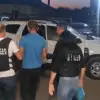 Imagine VIDEO. Tânăr, din Vâlcea, reţinut după ce a agresat un bărbat în faţa unei cofetării din Balş