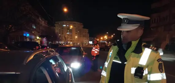Foto Un tânăr, de 17 ani, din Slatina, la volan fără permis de conducere