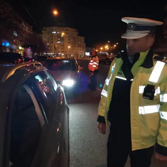 Foto Un tânăr, de 17 ani, din Slatina, la volan fără permis de conducere