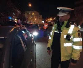 Foto Un tânăr, de 17 ani, din Slatina, la volan fără permis de conducere