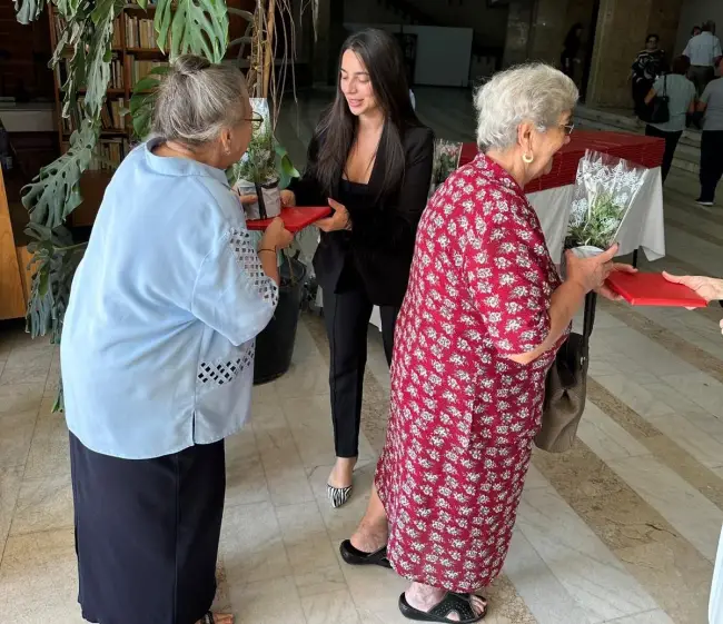 Foto Spectacol pentru seniori, oferit de Primăria Slatina şi CJ Olt (FOTO)