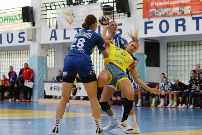 Foto VIDEO&FOTO. CSM Slatina, victorie în derby-ul pentru primul loc în seria Diviziei A