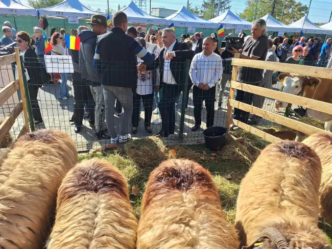 Foto Ministrul Agriculturii, Florin Barbu, prezent la Slatina pentru a participa la Ziua Recoltei (FOTO)