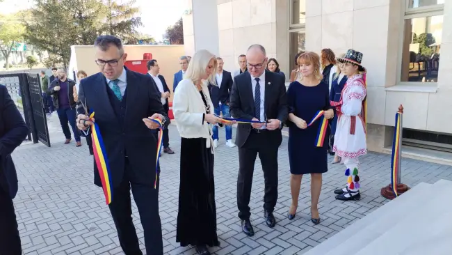 Foto FOTO. Noul sediu al Judecătoriei Slatina, inaugurat într-o clădire de patrimoniu