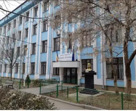 Foto Liceul Teoretic „Nicolae Titulescu” Slatina organizează concurs pentru postul de paznic