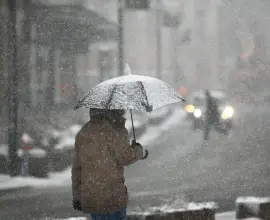 Foto Se răceşte vremea în România. Când vom avea primul episod de iarnă